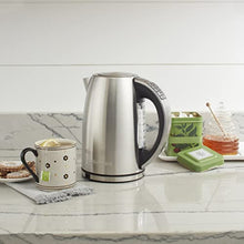 Load image into Gallery viewer, Cuisinart CPK-17 PerfecTemp 1.7-Liter Cordless Electric Kettle, Stainless Steel