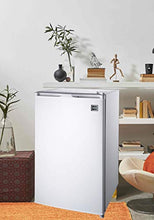 Load image into Gallery viewer, RCA RFR321-FR320/8 IGLOO Mini Refrigerator, 3.2 Cu Ft Fridge, White
